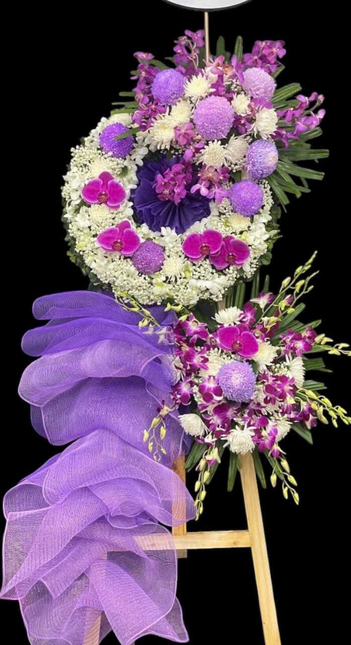 Kệ Hoa Kính Tiễn